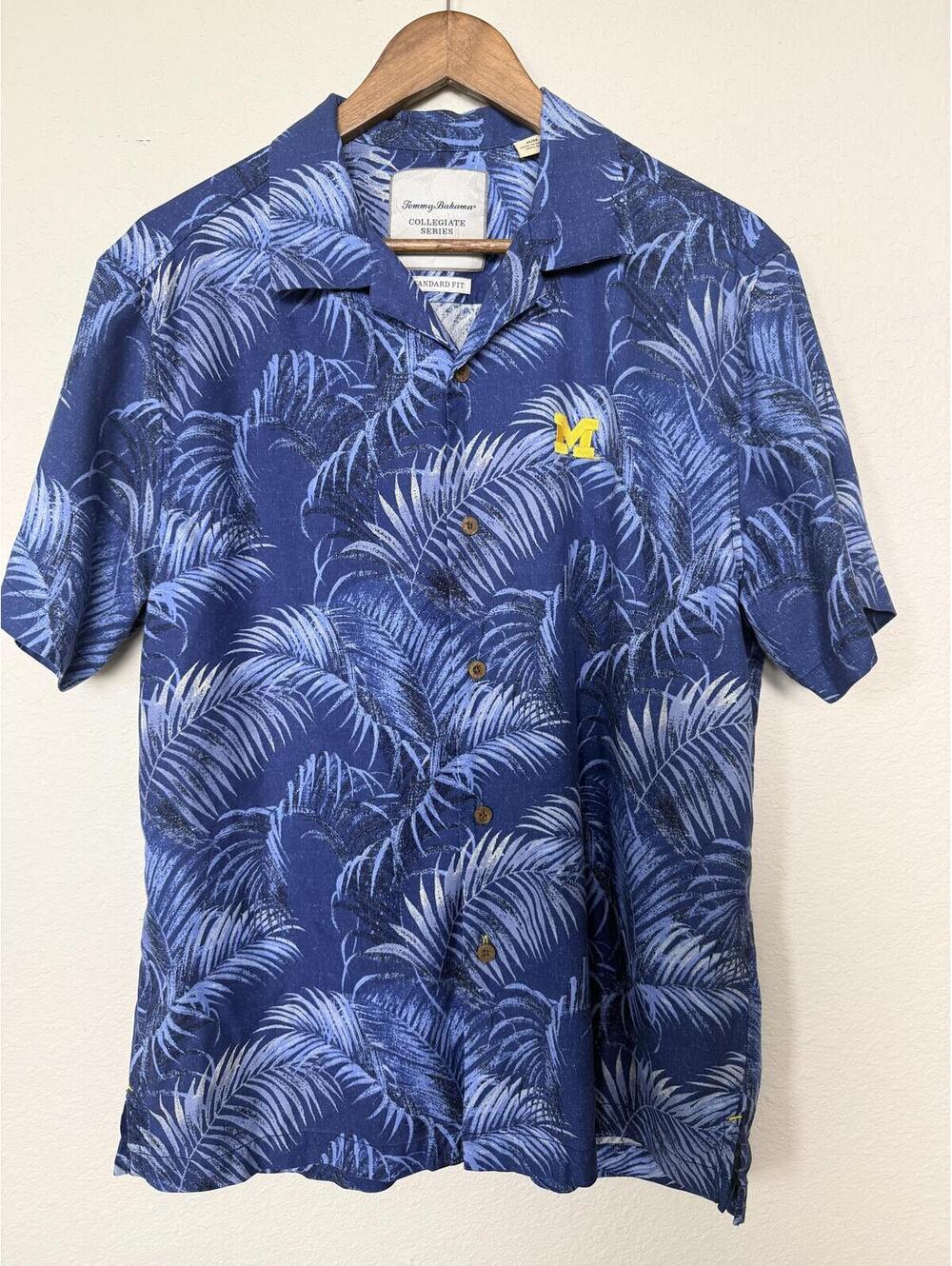 Tommy Bahama Collegiate Series Michigan Wolverines 100% Silk Shirt Mens M